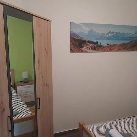 アパート La-li-nea -top Location 5 Minute Walk