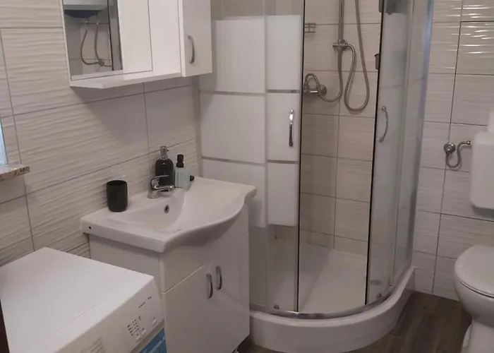 アパート La-li-nea -top Location 5 Minute Walk *